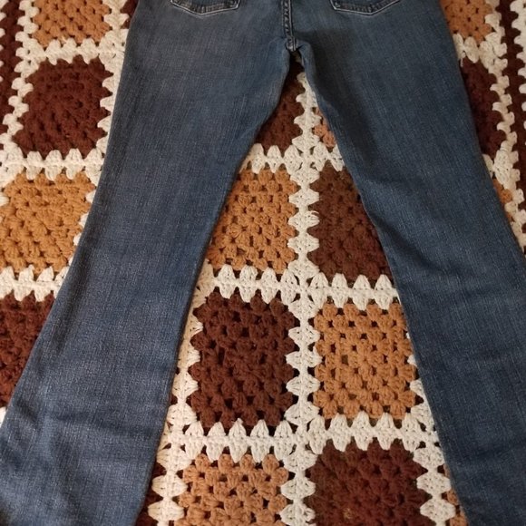 2 PAIR DEAL - GAP & LEVI'S SIZE 8 - Picture 10 of 11